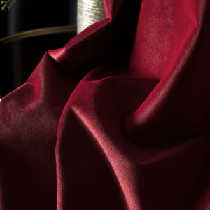 MATT VELVET poolpimendav kangas, kõrgus 320 cm, värv 106 bordoopunane